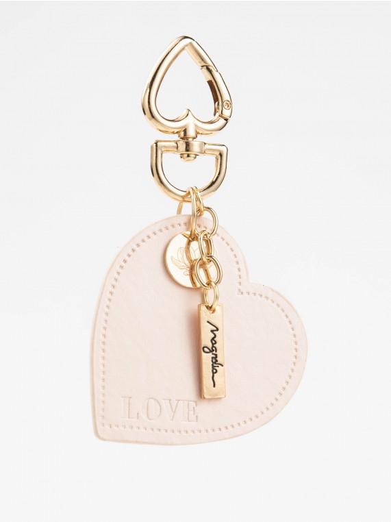 מחזיק מפתחות דמוי עור בצורת לב עם כיתוב LOVE בצבע ורוד בהיר