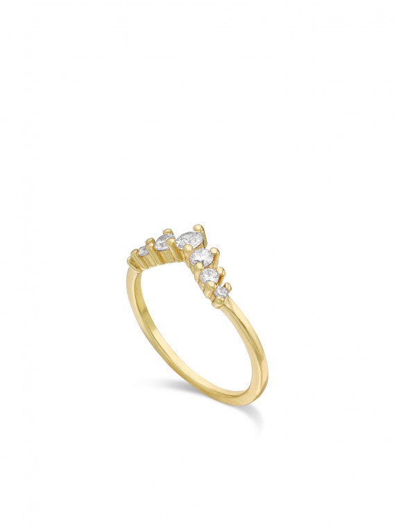 טבעת דקה ציפוי זהב משובצת אבני זירקוניה שקופות