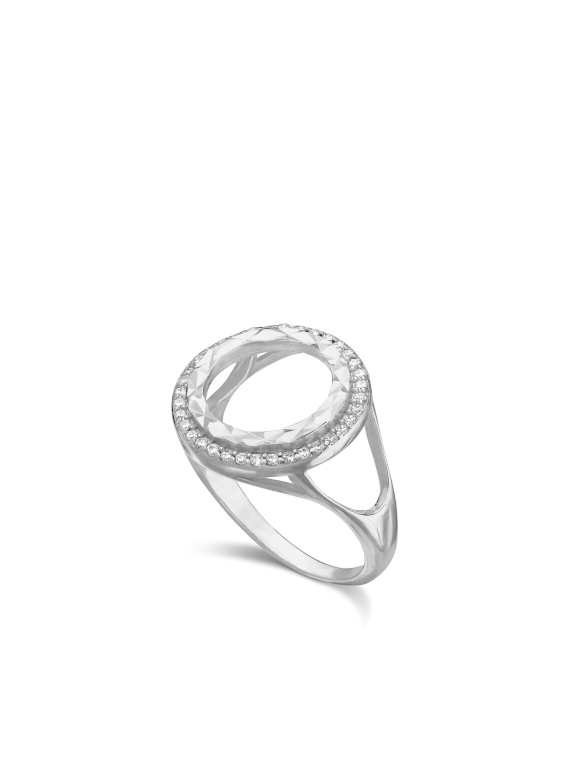 טבעת כסף בצורת עיגול משובצת אבני זירקוניה שקופות