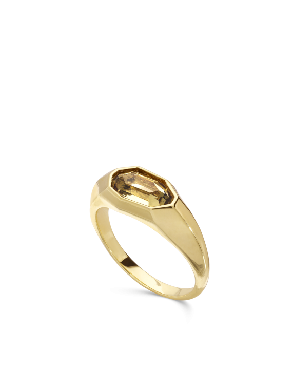 טבעת ציפוי זהב בשיבוץ זכוכית קריסטל חום